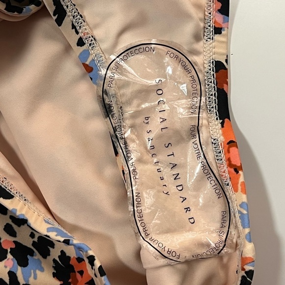 Sanctuary | NWOT Social Standards Floral Print Swimsuit Sz L - Picture 10 of 11